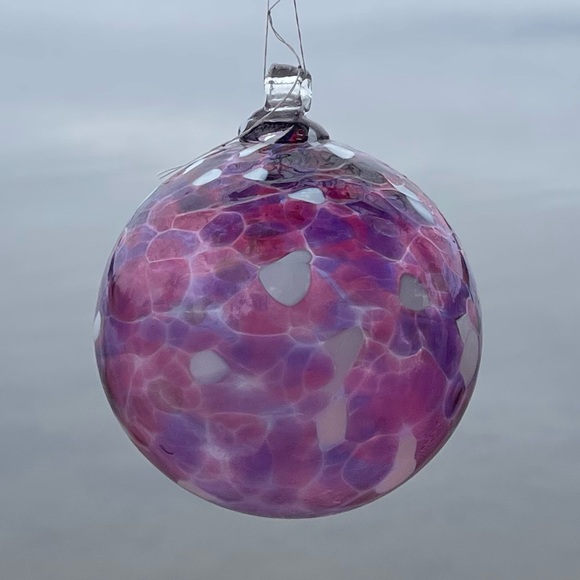 Pink, Purple, and White Speckled Art Glass Friendship Ball Ornament - Picture 8 of 12
